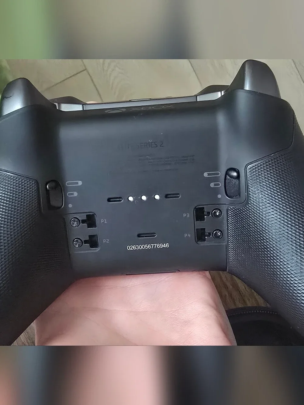 Xbox Elite 2 Controller - Picture 3 of 5